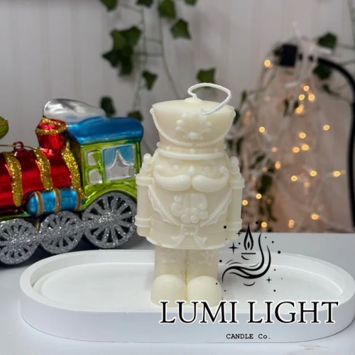 Solo Candle with 100% Soy Wax bees wax mix, Cotton wick, Essential Oil